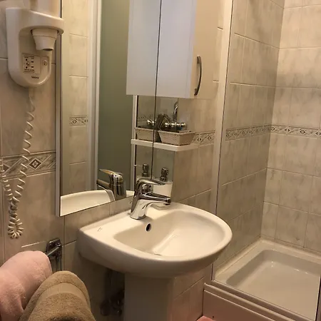 بيت ضيافة Klaic