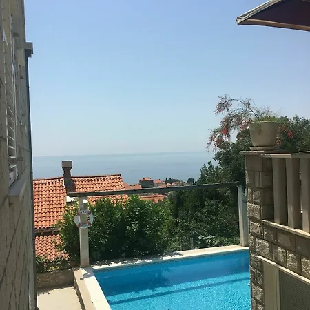 Guesthouse Villa Klaic Guest house 3*